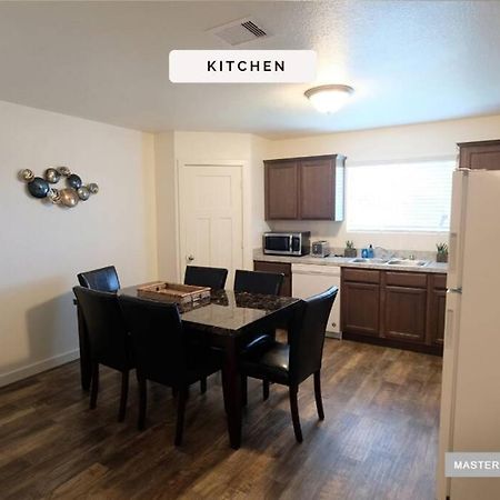 3 Story, 3 Bdrm, 4 Beds, 2 Bath, North Houston, Iah - 10B Villa Bagian luar foto